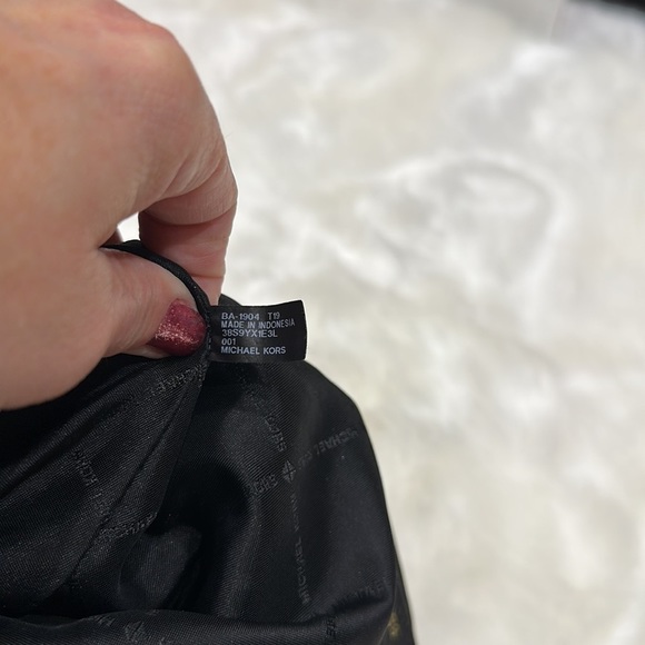 Michael Kors shoulder bag, black, three large compartments, three small - Picture 8 of 17